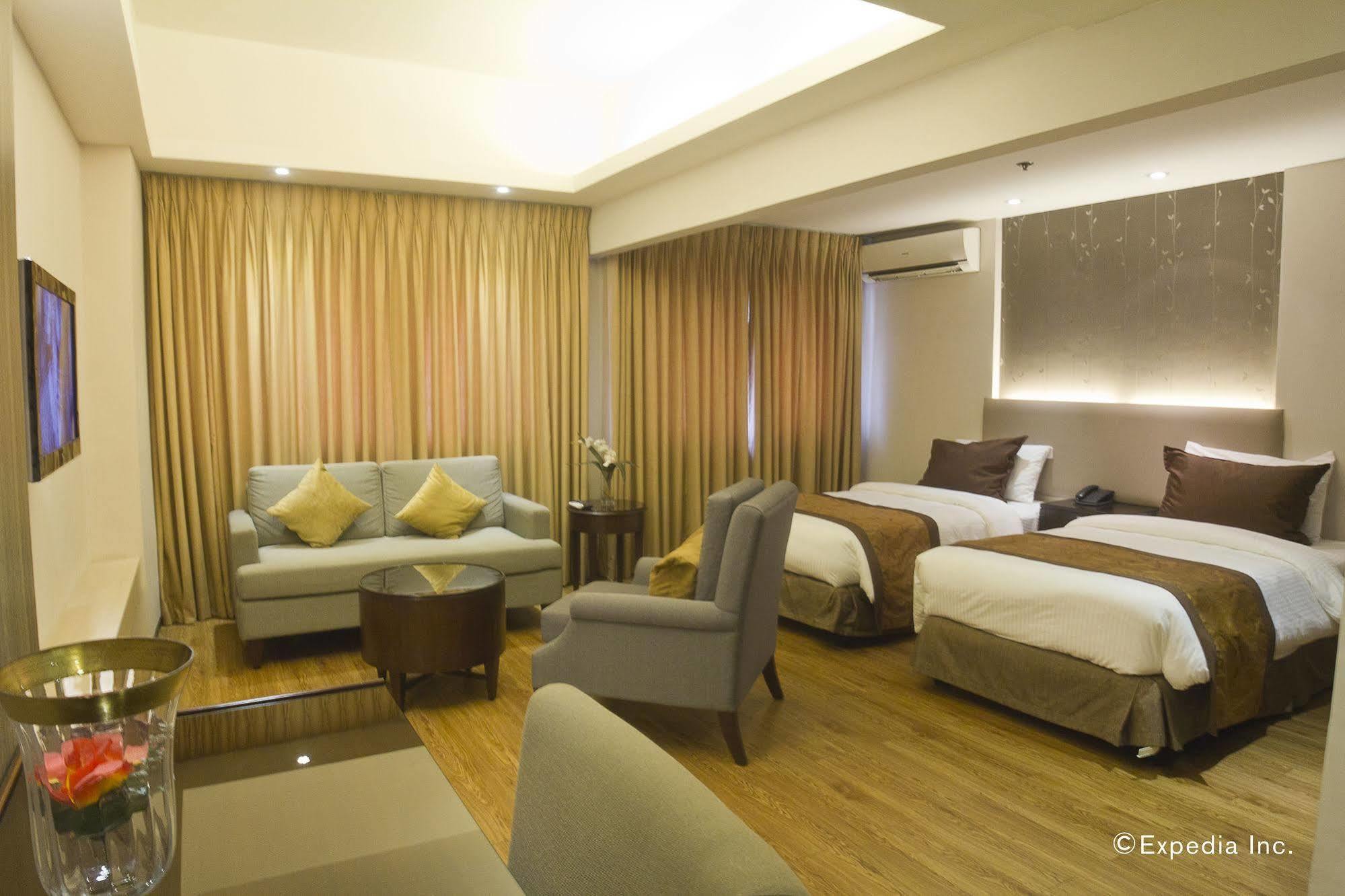 Imperial Palace Suites Ciudad Quezon Exterior foto