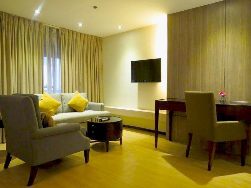 Imperial Palace Suites Ciudad Quezon Exterior foto